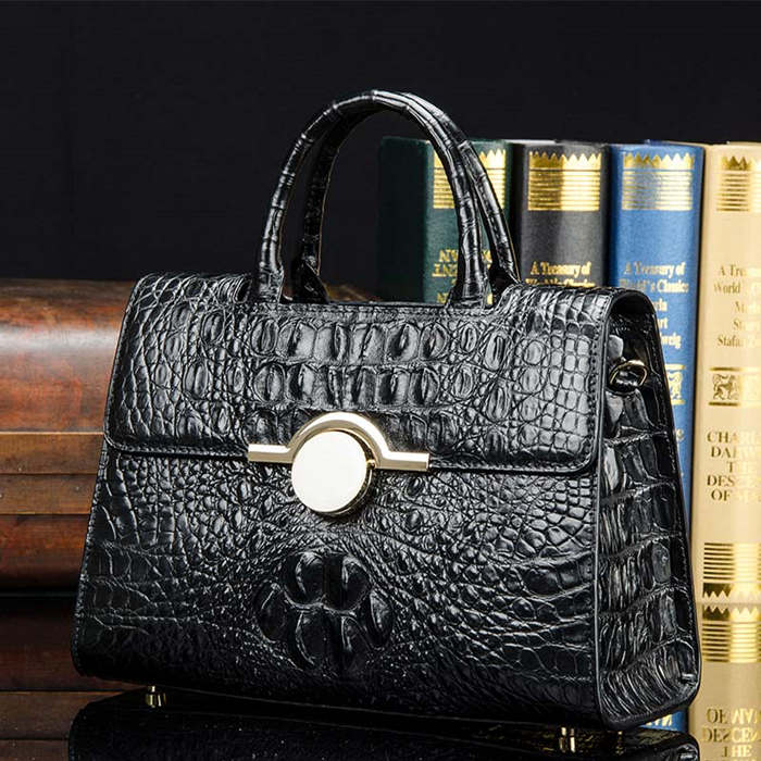 BRUCEGAO's Crocodile Handbag is the Best Christmas Present for Her