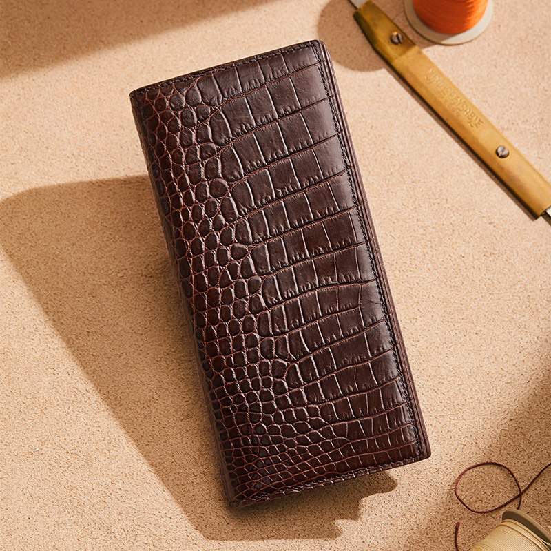 Custom leather wallets have a timeless appeal