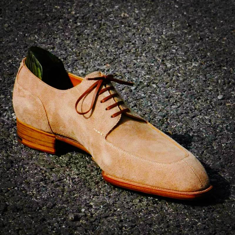 Suede Leather Shoes - shoe types rich men usually wear in the winter season