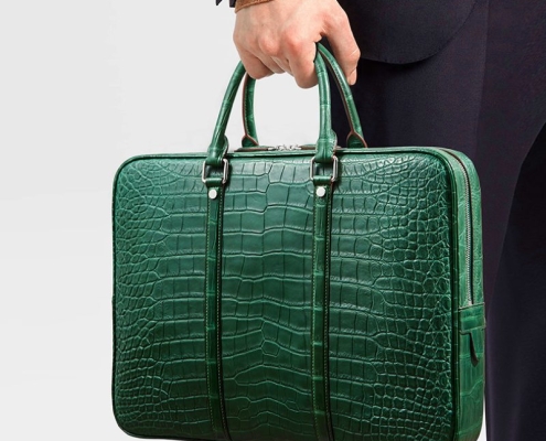 Tips to Style Your Briefcase to Look Elegant